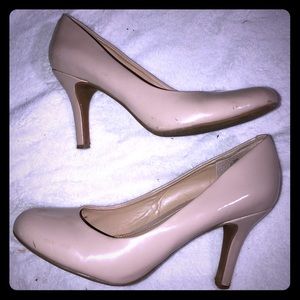 Nude heels size 9.5